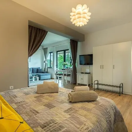 With Parking Space - 24549 Daire